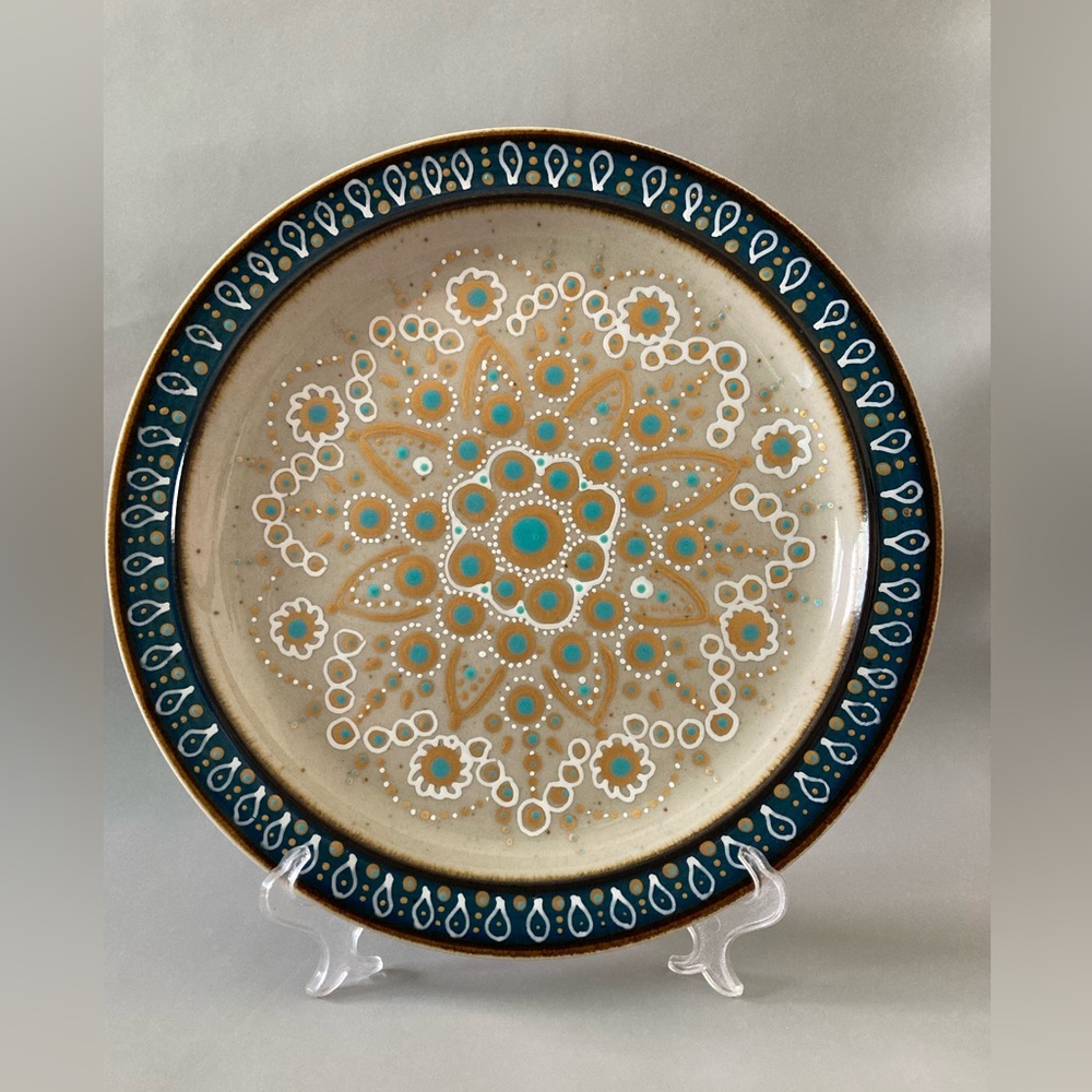 NWT Painted decorative plate mandala, wall art. Hand painted.